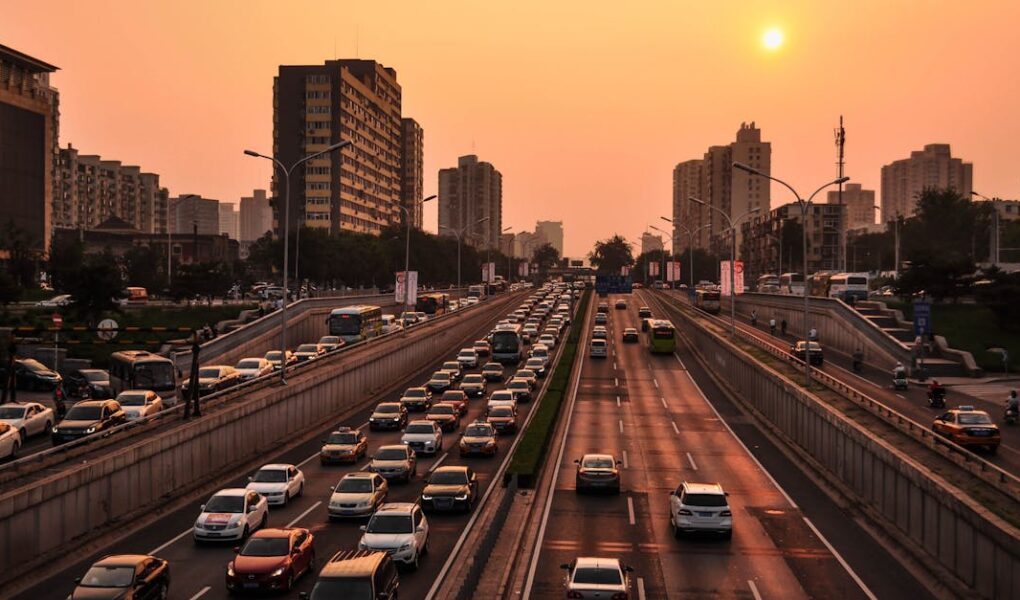 découvrez des conseils et stratégies efficaces pour optimiser votre trafic web et augmenter la visibilité de votre site.