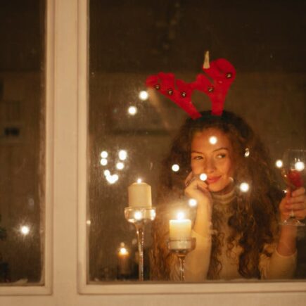 célébrez le nouvel an sur les célèbres champs-élysées à paris avec une ambiance festive, des feux d'artifice spectaculaires et une expérience inoubliable au cœur de la capitale française.