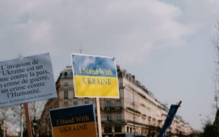 découvrez les dernières actualités, analyses et débats sur la politique à paris, au cœur des décisions qui façonnent la capitale et la france.