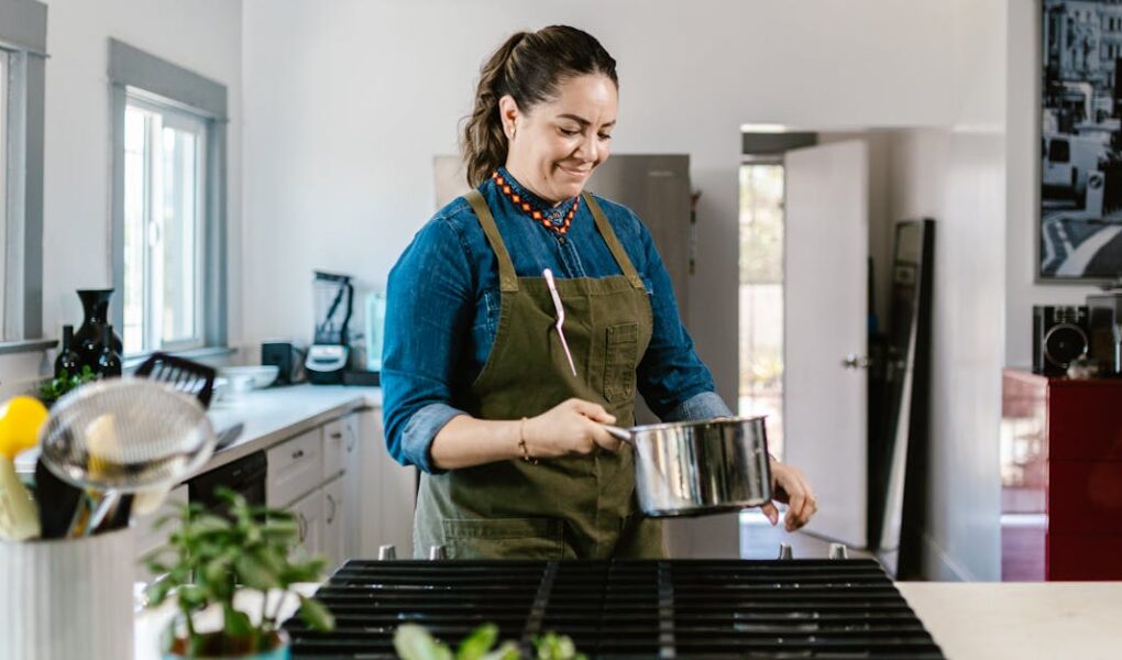 découvrez les coulisses du départ de top chef : analyses, réactions et anecdotes exclusives sur cette émission culinaire emblématique.