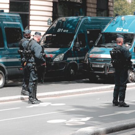 informez-vous sur les perturbations des transports à paris et en île-de-france pour planifier vos déplacements en toute sérénité.