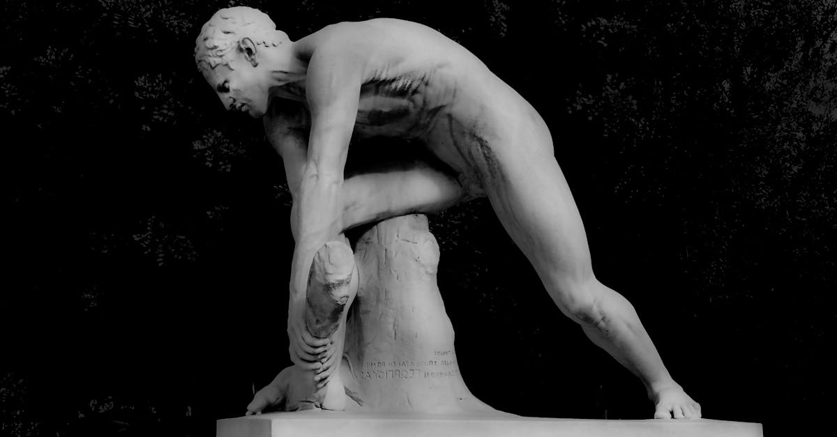 découvrez emmanuel grégoire, homme politique engagé et ancien adjoint à la mairie de paris, spécialisé dans les affaires sociales et urbaines.