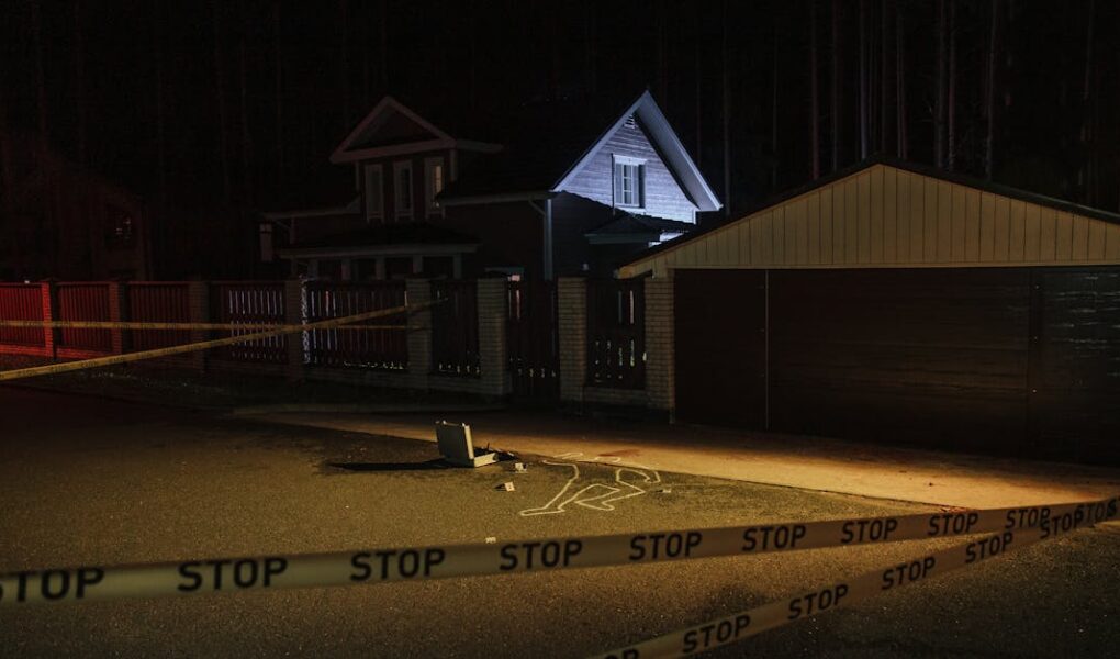 découvrez les méthodes et techniques d'investigation pour résoudre efficacement des enquêtes et obtenir des résultats précis.