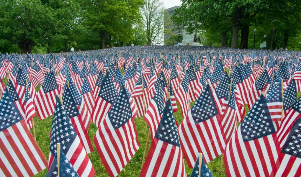 découvrez national tribute, un événement commémoratif dédié à honorer les héros nationaux et à célébrer leur courage et leur dévouement.