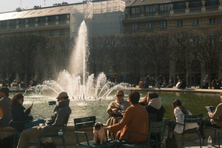 découvrez paris art weekend, un événement incontournable pour les amateurs d'art à paris, réunissant galeries, expositions et artistes contemporains dans une ambiance festive et culturelle.