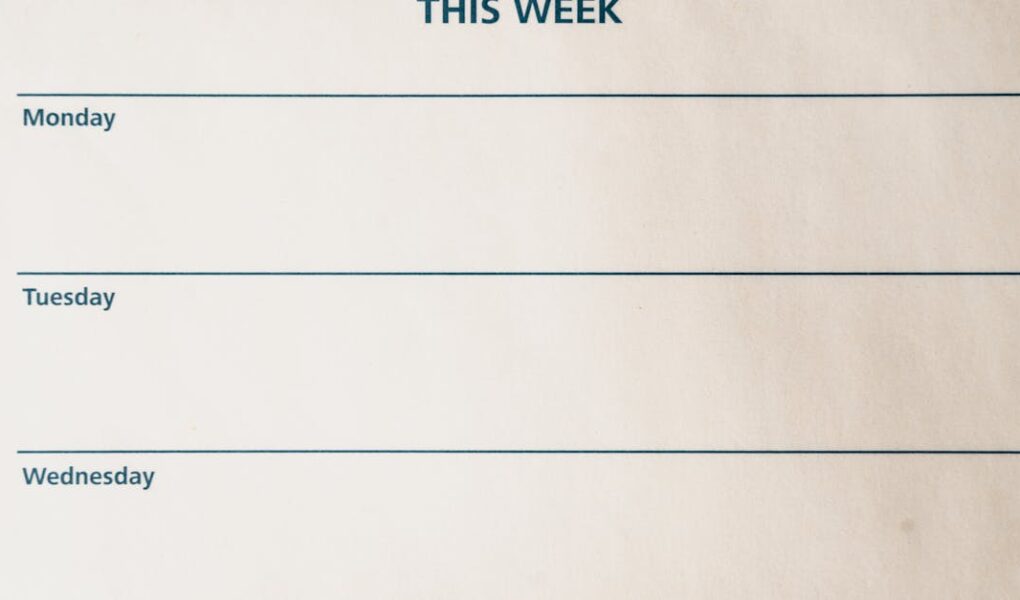 découvrez l'ouverture de la paris fashion week, un événement incontournable réunissant les créateurs, mannequins et tendances qui façonnent la mode mondiale.