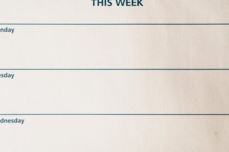 découvrez l'ouverture de la paris fashion week, un événement incontournable réunissant les créateurs, mannequins et tendances qui façonnent la mode mondiale.