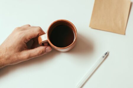 informations en temps réel sur les perturbations ferroviaires, conseils pour vos déplacements et solutions alternatives.