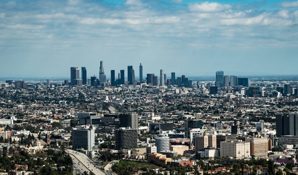 découvrez téhéran, la vibrante capitale de l'iran, riche en histoire, culture et sites fascinants à explorer.