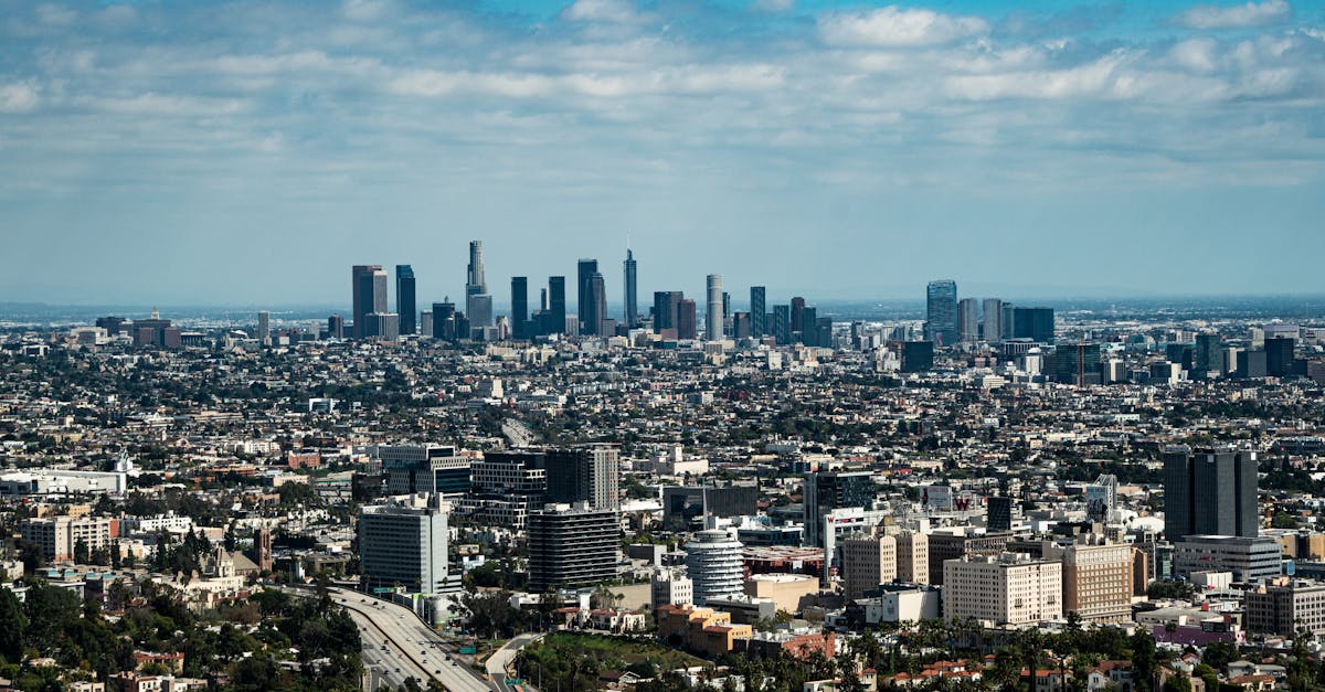 découvrez téhéran, la vibrante capitale de l'iran, riche en histoire, culture et sites fascinants à explorer.