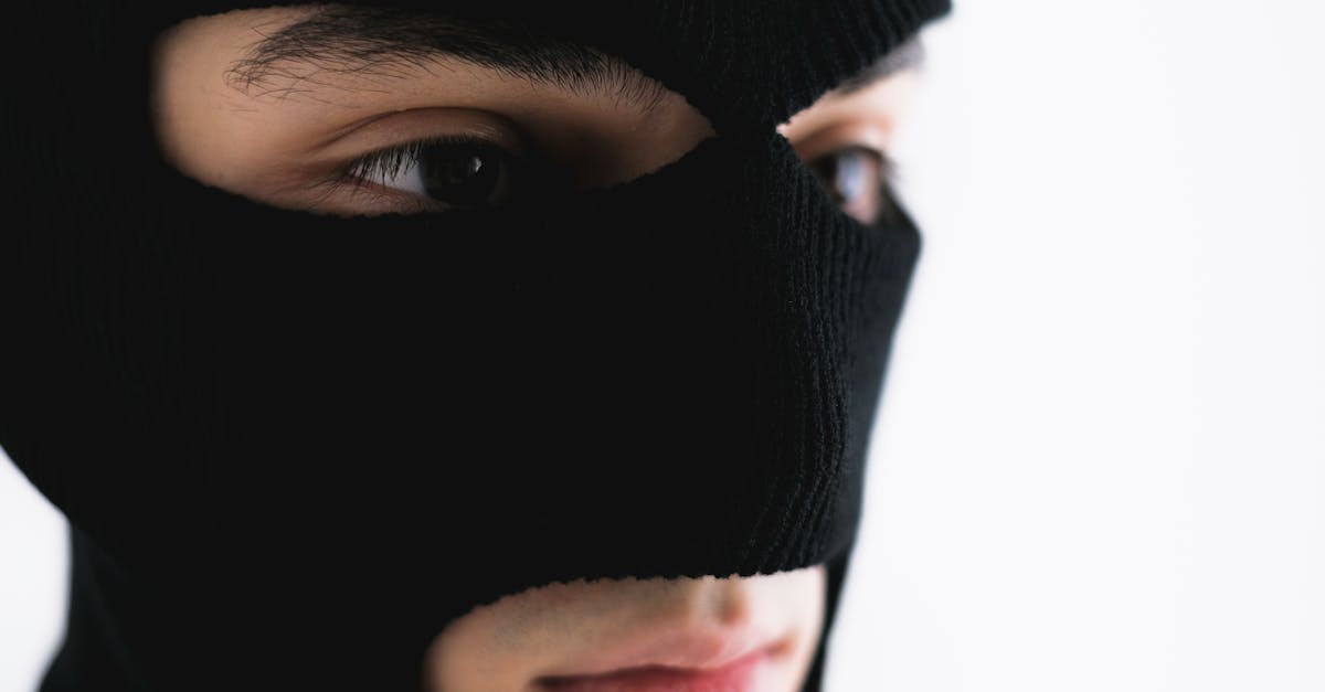 découvrez des informations approfondies sur le terrorisme, ses causes, ses impacts et les mesures de prévention mises en place pour assurer la sécurité globale.