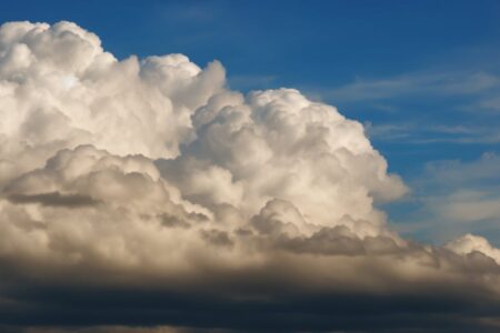 prévisions météorologiques précises et à jour pour vous aider à planifier votre journée en toute confiance.